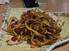 香酥茶树菇-老妈私房鱼头(欧洲城店)