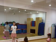 -KidsHome毅英宝贝家早教托育中心