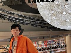 -黑胶星球(华发中城商都店)