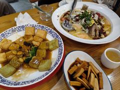-花溪雨·森林餐厅(石基店)