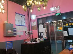 大堂-回·龙虾铺·盆盆蟹·烧烤大排档(回龙观店)