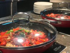 -BLU 全日制餐厅(上海安曼纳卓悦酒店)