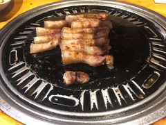 厚切五花肉-唯成•韩国炭火烤肉 유성고기