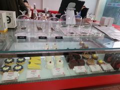 -UNI UNI(环亚凯瑟琳店)