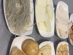 -光头药膳鸡(莱茵小镇店)