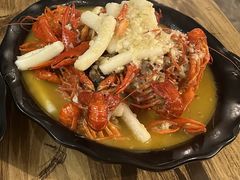 -阿郎龙虾烧烤海鲜馆(苏河融景店)