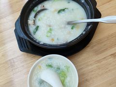 -正東记港味烧腊餐室(天鹅湖银泰城店)