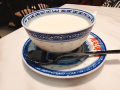 招牌双皮奶-老廣糖水铺(乐汇城店)