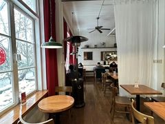 -雕刻时光咖啡馆(交大店)