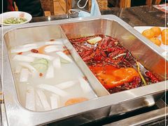 -百年川椒重庆老火锅(光谷店)