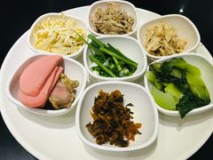 -老师专·玉溪特色小吃