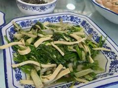 水芹菜炒干丝-洞天食府(北大街店)