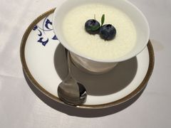 顺德双皮奶-Yan Ting 宴庭中餐厅(上海静安瑞吉酒店)