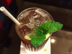 -龙虾酒吧扒房(宁波香格里拉店)