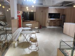 大堂-顶东面包花园·生日蛋糕(世博店)