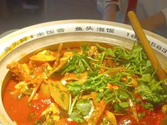 -魏铭鱼头捞饭(晋阳路店)