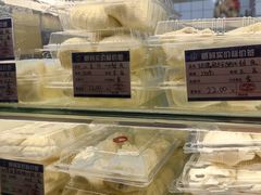 -白玉兰食品甜凤店(合生汇店)