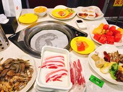 -佰烧海鲜烤肉火锅自助(世茂国际广场店)