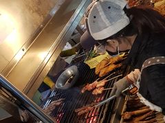 -六合夜市