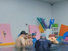 -龙格亲子游泳·水育早教运动中心(绿城店)