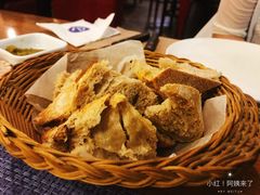 餐前面包-LA MAISON公鸡和龙(蛇口店)