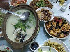 -天乐农家鱼头王(天目湖店)