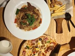 -菲滋意式餐厅(富阳东方茂店)