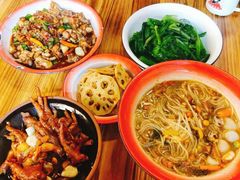 -老三样·美食研究中心(世贸路店)
