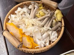 -鸿姐老火锅(龙阳店)