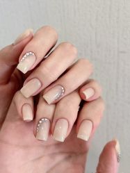 -WH日式美甲沙龙
