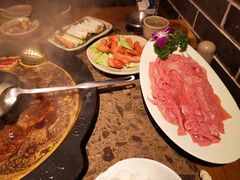 -舒家大院重庆老火锅(纪念塔店)