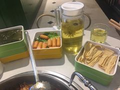 -蛙两只美蛙鱼头火锅(恒茂店)