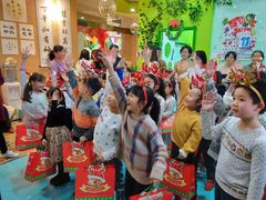 -缤纷鸟美术书法(汉神购物广场校区)