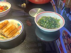 -川流不息·地道川菜·小龙虾(新松江路店)