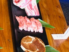 -小花花炭火烤肉·十五年延吉风味(左家庄店)
