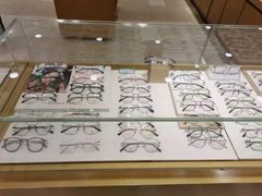 -茂昌眼镜(南京东路店)