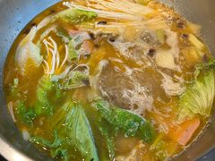 -七欣天香辣蟹火锅(上海银亿滨江店)