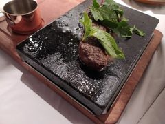 -Erman岩烧牛排(虹桥南丰城店)