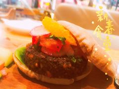 -新元素餐厅(瑞虹天地月亮湾店)