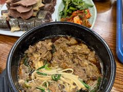石锅牛肉-旺清进洞米肠汤