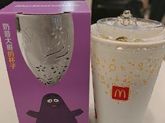 -麦当劳(上海虹桥站30B检票口楼上)