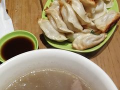 -锅贴王小吃(南大街店)