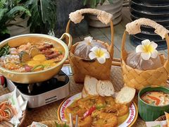 -小小集渔·泰式大排档(太古里香槟店)