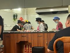 -容里煲仔饭(利丰北路店)