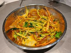 东北大拉皮-九妹农家大铁锅东北菜(江湾店)