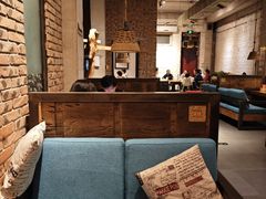 -苹果树下艺术餐厅(宋庄店)