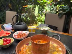 -菌自由丨野生菌火锅特色庭院餐厅(丽江古城店)