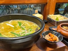 -银米·云南传统过桥米线(双廊黑金冠店)