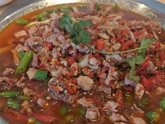 -兔行天下-鸿鹤鲜锅兔(中海国际店)