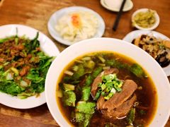 -尊品原汁牛肉面